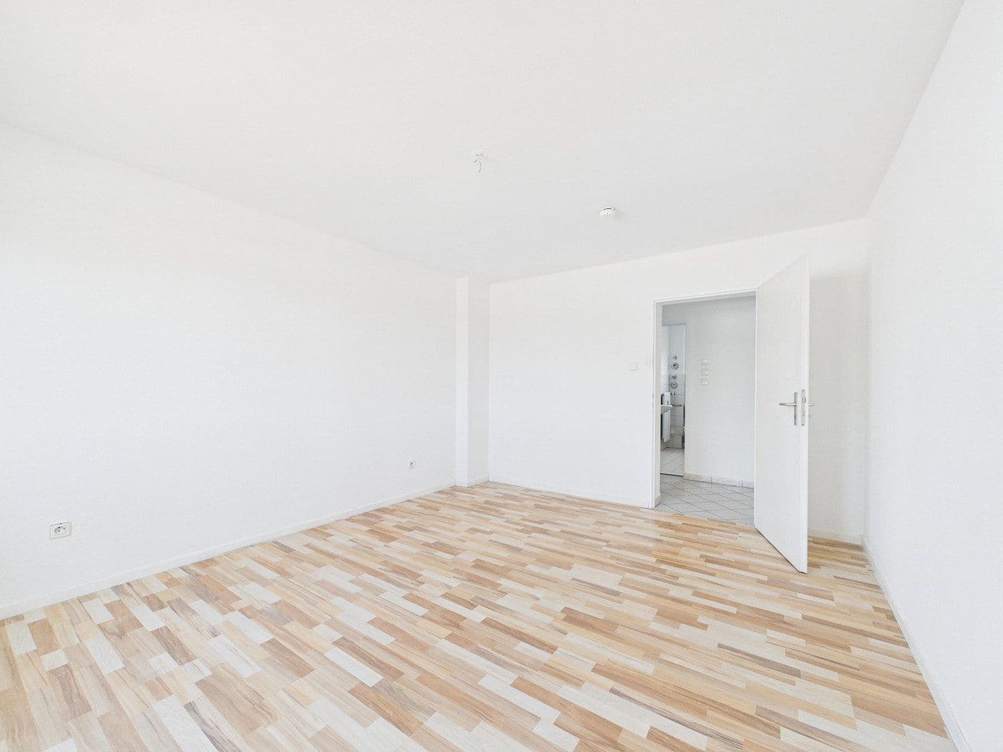 Predaj bytu 3-izbový 60 m², Bochum, Severné Porýnie - Westfálsko Predaj bytu 3-izbový 60 m², Bochum, Severné Porýnie - Westfálsko