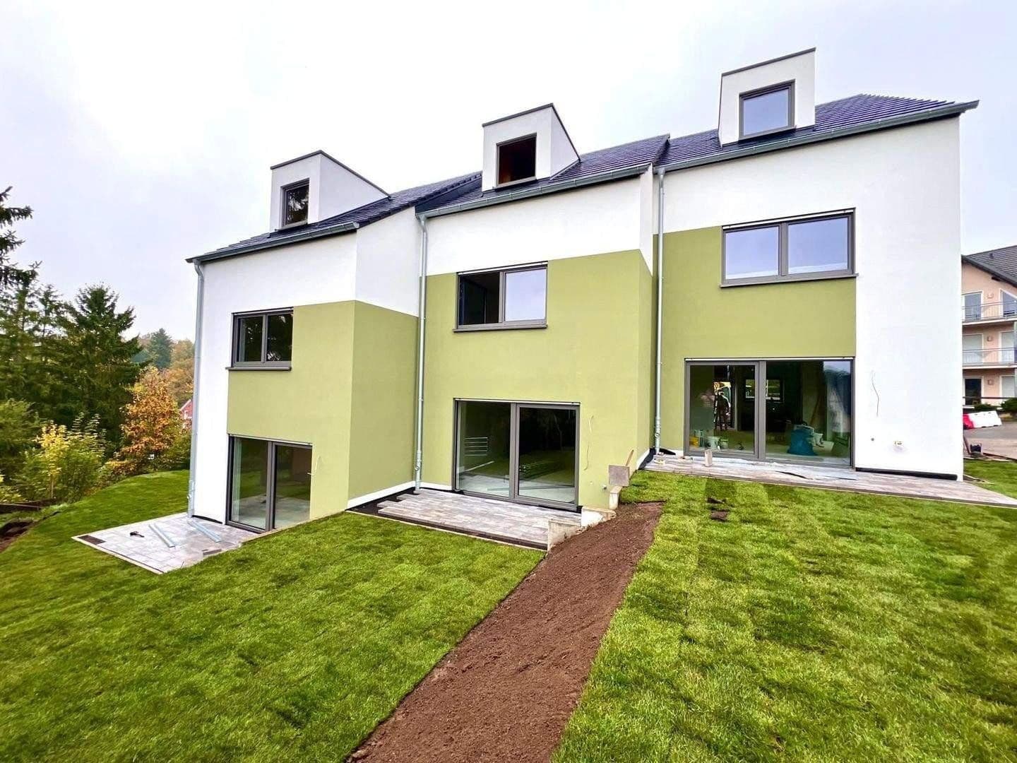 Prenájom domu 120 m², pozemok 355 m², Eisensteinfeld 6, Katzenelnbogen, Porýnie-Falcko Prenájom domu 120 m², pozemok 355 m², Eisensteinfeld 6, Katzenelnbogen, Porýnie-Falcko