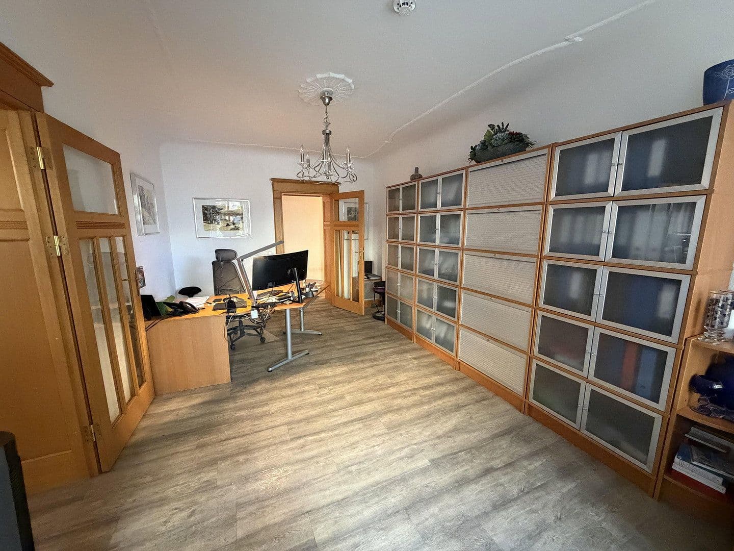 Prenájom kancelárie 123 m², Elisenstraße 5, Berlin, Berlín Prenájom kancelárie 123 m², Elisenstraße 5, Berlin, Berlín