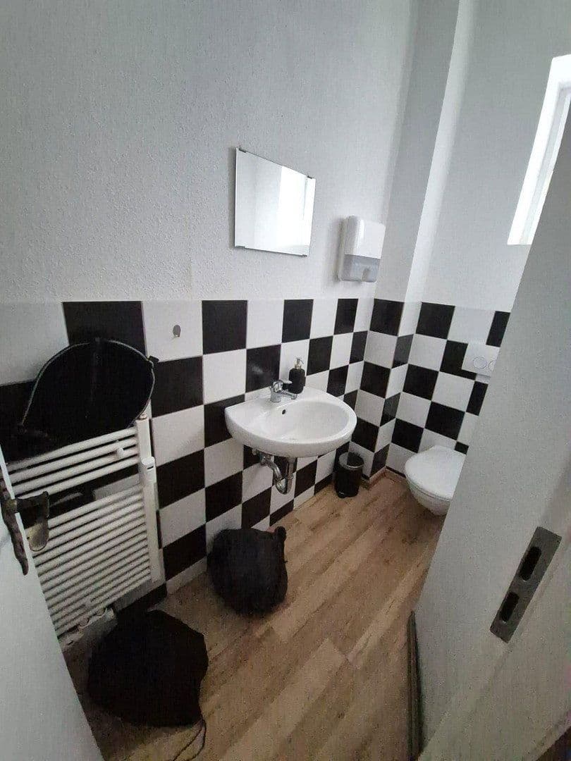 Prenájom bytu 2-izbový 56 m², Cottbus, Brandenbursko Prenájom bytu 2-izbový 56 m², Cottbus, Brandenbursko
