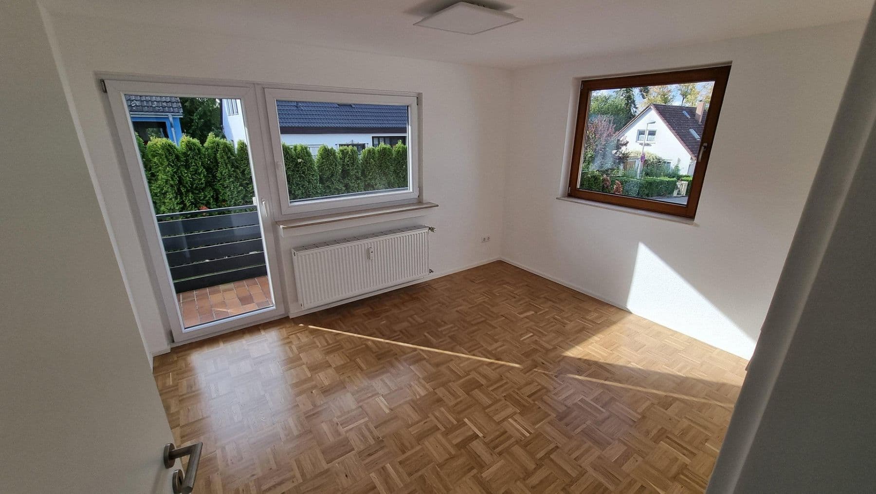 Prenájom bytu 3-izbový 101 m², Konrad-Adenauer-Straße 3, Rottenburg am Neckar, Bádensko-Wurttembersko Prenájom bytu 3-izbový 101 m², Konrad-Adenauer-Straße 3, Rottenburg am Neckar, Bádensko-Wurttembersko