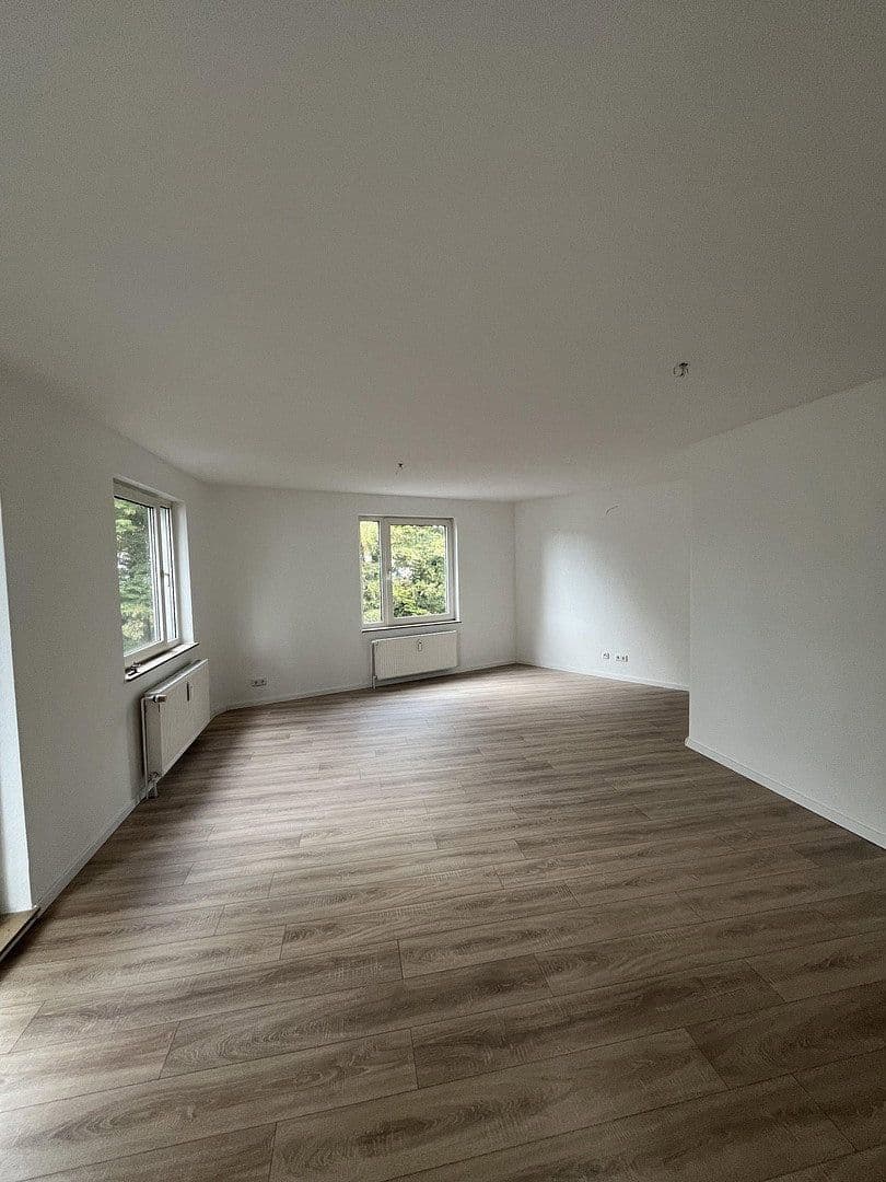Prenájom bytu 3-izbový 79 m², Wuppertal, Severné Porýnie - Westfálsko Prenájom bytu 3-izbový 79 m², Wuppertal, Severné Porýnie - Westfálsko