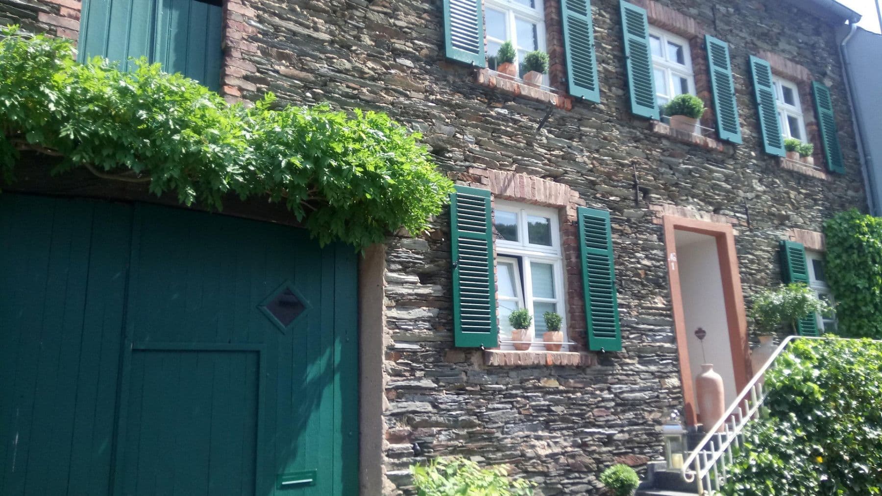 Predaj domu 135 m², pozemok 300 m², Neumagen-Dhron, Porýnie-Falcko Predaj domu 135 m², pozemok 300 m², Neumagen-Dhron, Porýnie-Falcko