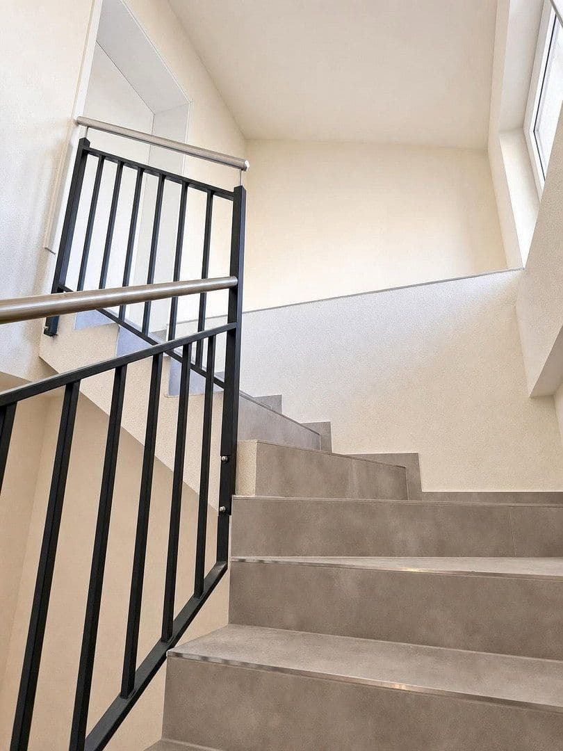 Prenájom bytu 5-izbový 115 m², Ergolding, Bavorsko Prenájom bytu 5-izbový 115 m², Ergolding, Bavorsko
