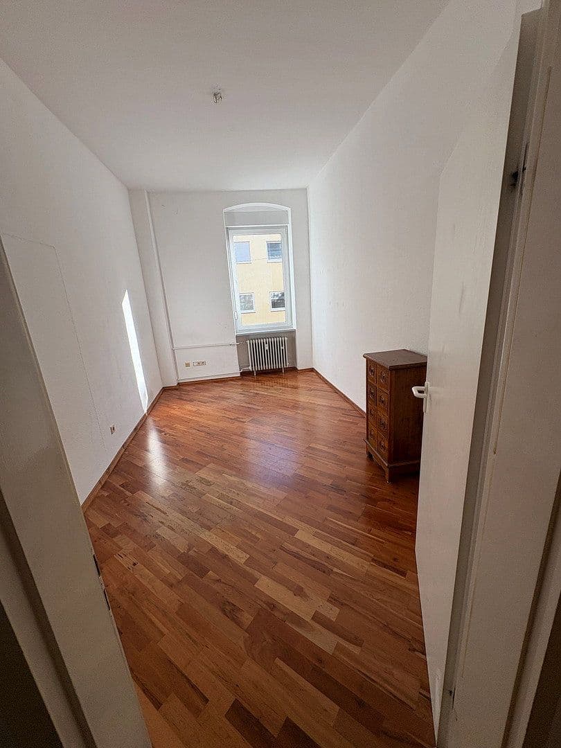 Predaj bytu 4-izbový 120 m², Karlsruhe, Bádensko-Wurttembersko Predaj bytu 4-izbový 120 m², Karlsruhe, Bádensko-Wurttembersko
