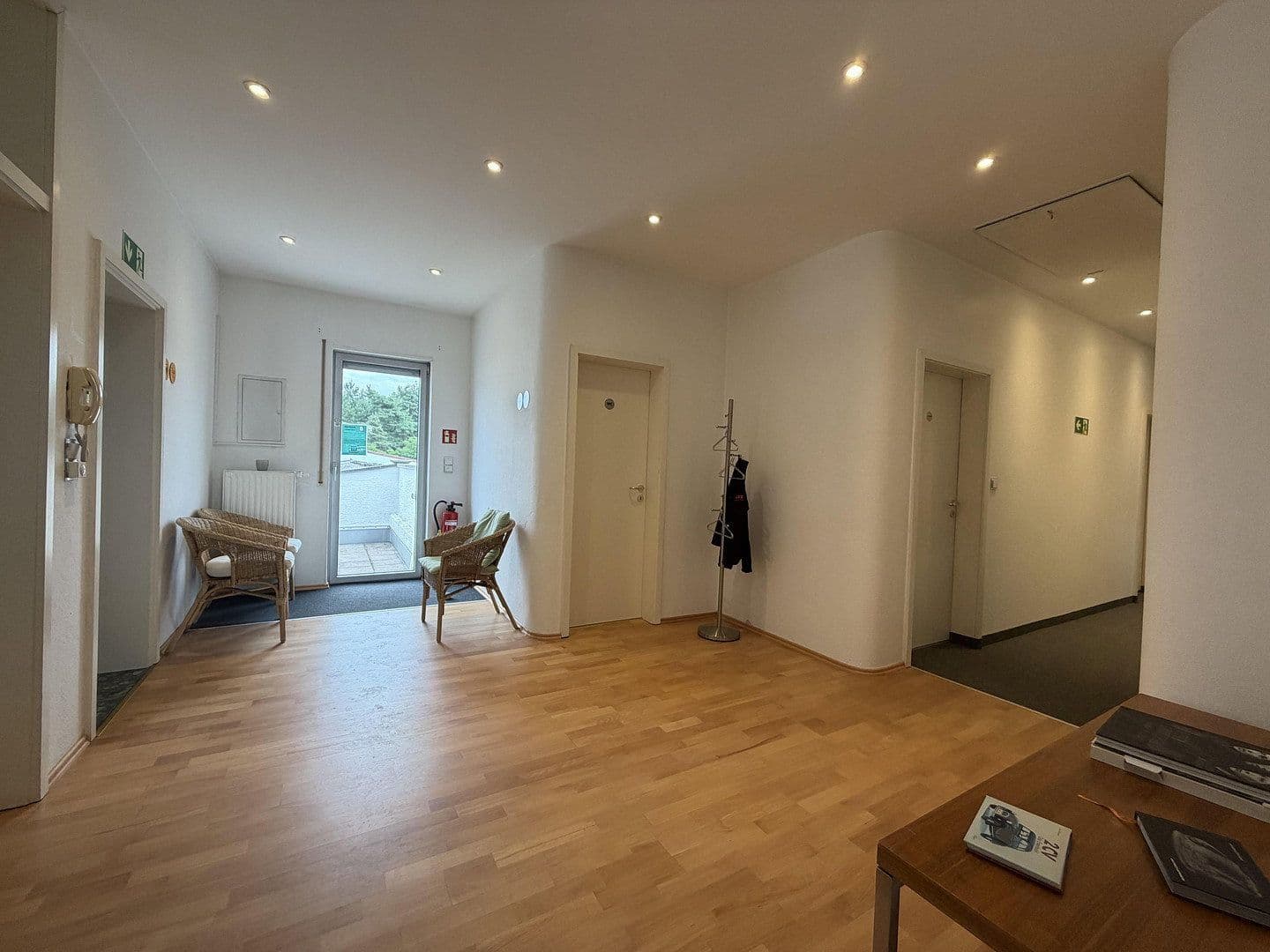 Prenájom kancelárie 200 m², Schifferstadt, Porýnie-Falcko Prenájom kancelárie 200 m², Schifferstadt, Porýnie-Falcko