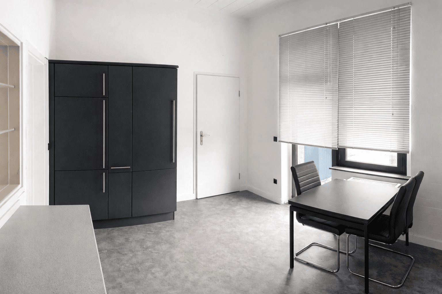 Prenájom bytu 3-izbový 110 m², Neckarstr.6, Mönchengladbach, Severné Porýnie - Westfálsko Prenájom bytu 3-izbový 110 m², Neckarstr.6, Mönchengladbach, Severné Porýnie - Westfálsko