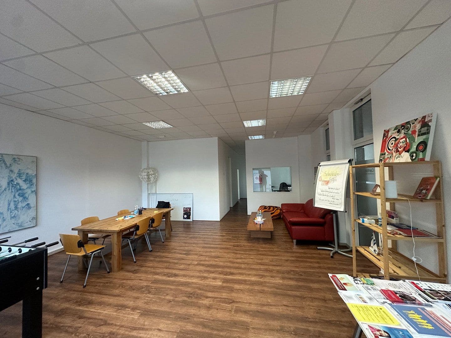 Prenájom nebytového priestoru 90 m², Alte Heerstr. 16, Kaarst, Severné Porýnie - Westfálsko Prenájom nebytového priestoru 90 m², Alte Heerstr. 16, Kaarst, Severné Porýnie - Westfálsko