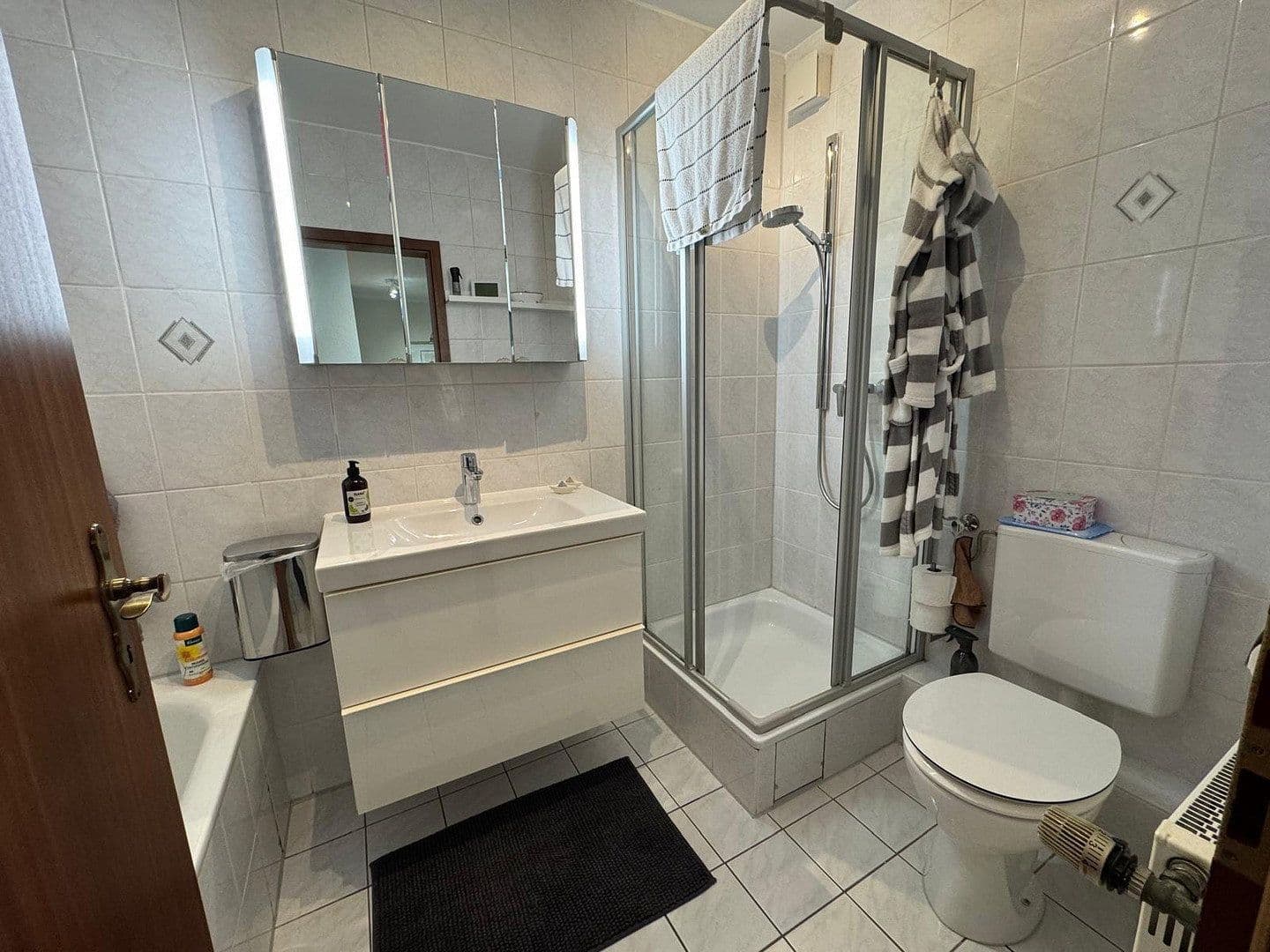 Prenájom bytu 3-izbový 84 m², Im Güldnen Winkel 10, Salzgitter-Lesse, Dolné Sasko Prenájom bytu 3-izbový 84 m², Im Güldnen Winkel 10, Salzgitter-Lesse, Dolné Sasko