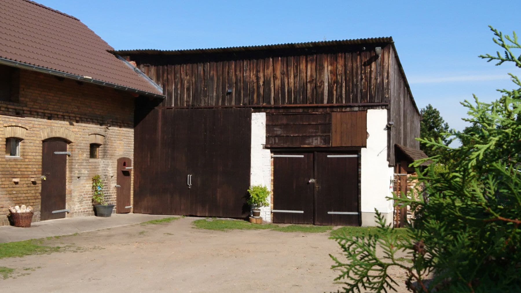 Predaj domu 167 m², pozemok 4.122 m², Schleife - Slepo, Sasko Predaj domu 167 m², pozemok 4.122 m², Schleife - Slepo, Sasko