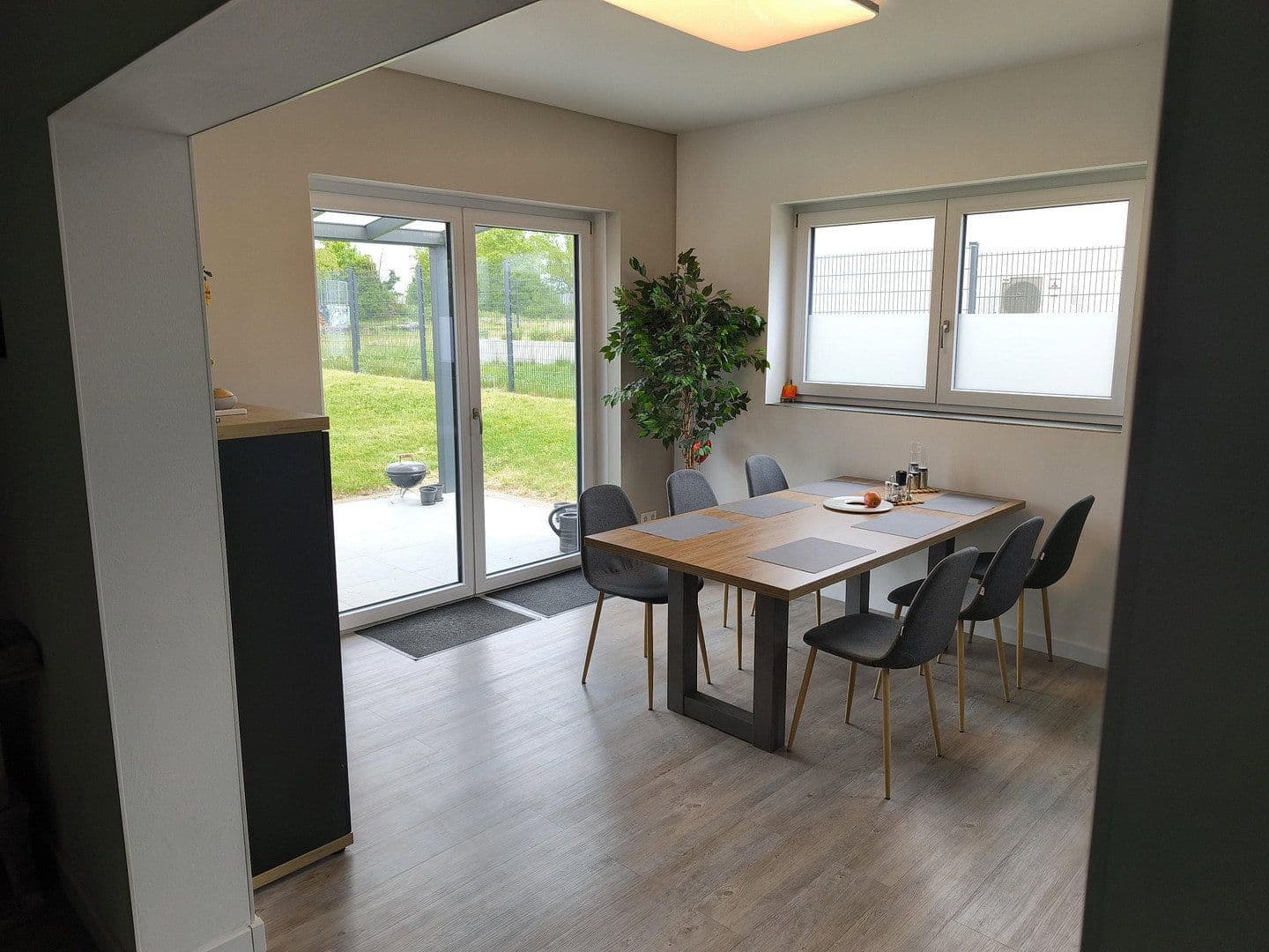 Predaj nebytového priestoru 1.180 m², Im Riemen 50, Babenhausen, Hesensko Predaj nebytového priestoru 1.180 m², Im Riemen 50, Babenhausen, Hesensko