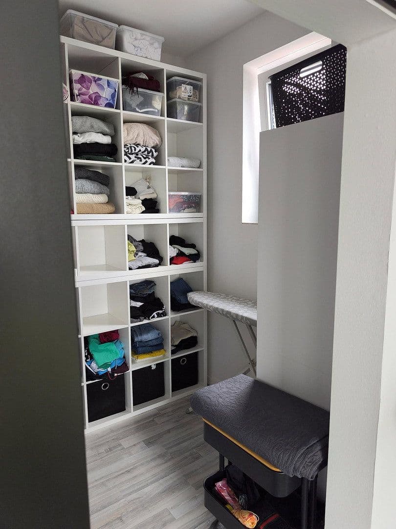 Predaj nebytového priestoru 1.180 m², Im Riemen 50, Babenhausen, Hesensko Predaj nebytového priestoru 1.180 m², Im Riemen 50, Babenhausen, Hesensko