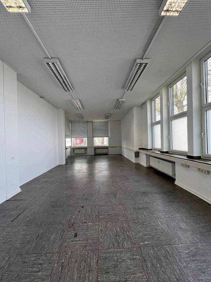 Prenájom kancelárie 600 m², Magdeburgerstrasse 37, Gelsenkirchen, Severné Porýnie - Westfálsko Prenájom kancelárie 600 m², Magdeburgerstrasse 37, Gelsenkirchen, Severné Porýnie - Westfálsko
