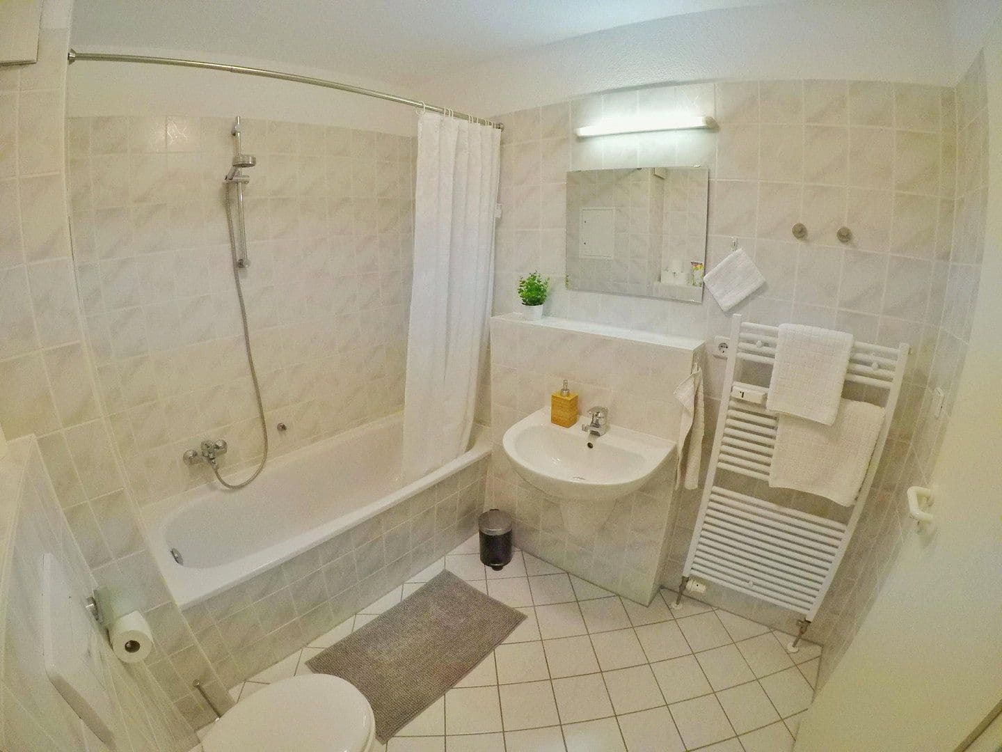 Prenájom bytu 1-izbový 34 m², Treppenstraße 5, Erfurt, Durínsko Prenájom bytu 1-izbový 34 m², Treppenstraße 5, Erfurt, Durínsko