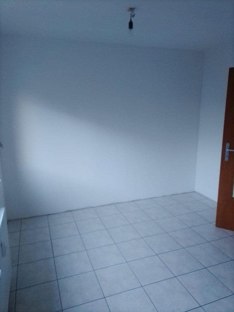 Prenájom bytu 2-izbový 57 m², Sinntal, Hesensko Prenájom bytu 2-izbový 57 m², Sinntal, Hesensko
