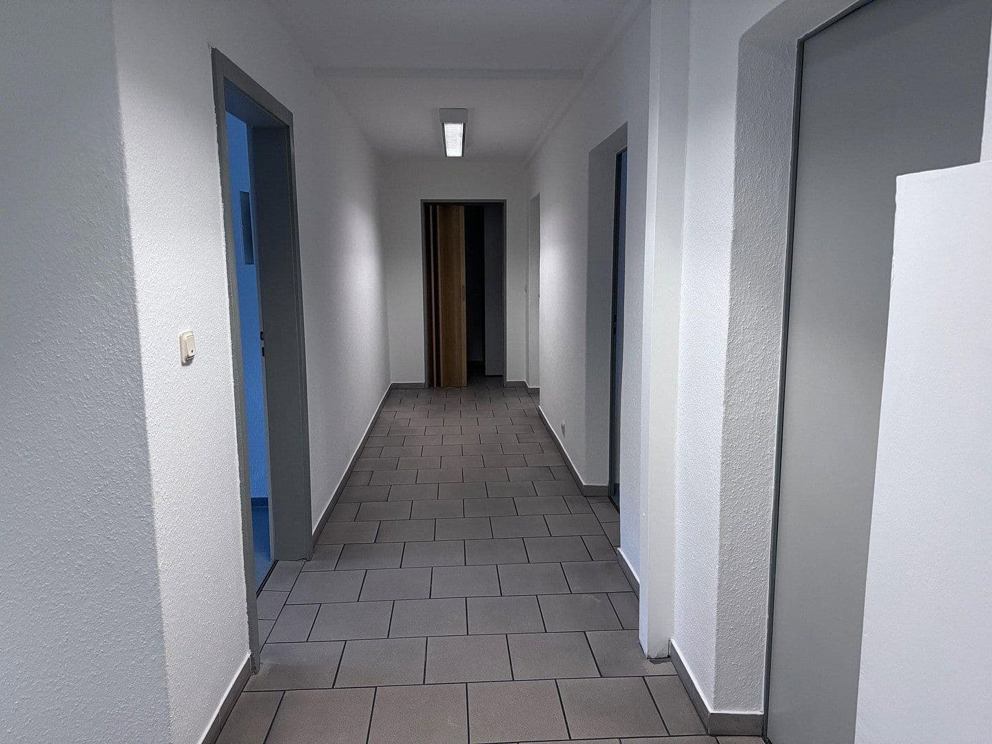 Prenájom nebytového priestoru 3.310 m², Dohna, Sasko Prenájom nebytového priestoru 3.310 m², Dohna, Sasko