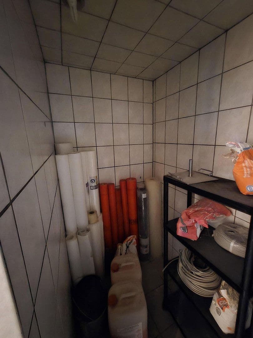 Prenájom nebytového priestoru 80 m², Rheydter Str. 144, Mönchengladbach, Severné Porýnie - Westfálsko Prenájom nebytového priestoru 80 m², Rheydter Str. 144, Mönchengladbach, Severné Porýnie - Westfálsko