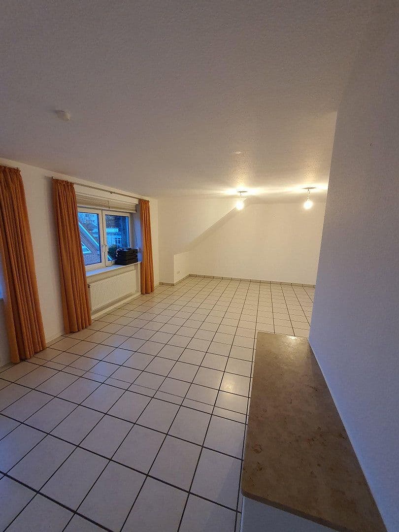 Prenájom bytu 4-izbový 103 m², Hansastraße 33, Kamen, Severné Porýnie - Westfálsko Prenájom bytu 4-izbový 103 m², Hansastraße 33, Kamen, Severné Porýnie - Westfálsko