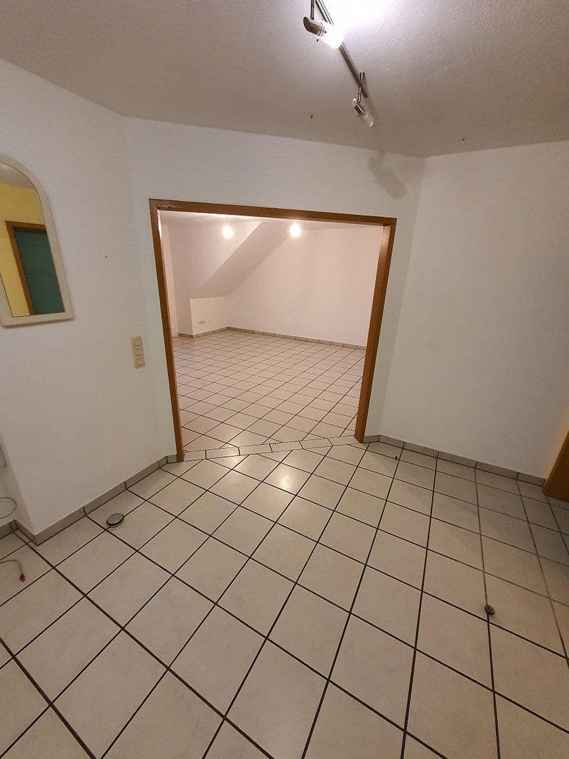 Prenájom bytu 4-izbový 103 m², Hansastraße 33, Kamen, Severné Porýnie - Westfálsko Prenájom bytu 4-izbový 103 m², Hansastraße 33, Kamen, Severné Porýnie - Westfálsko