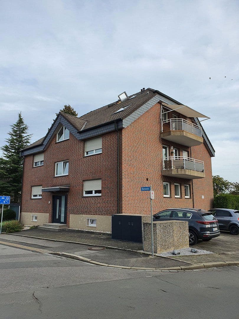 Prenájom bytu 4-izbový 103 m², Hansastraße 33, Kamen, Severné Porýnie - Westfálsko Prenájom bytu 4-izbový 103 m², Hansastraße 33, Kamen, Severné Porýnie - Westfálsko