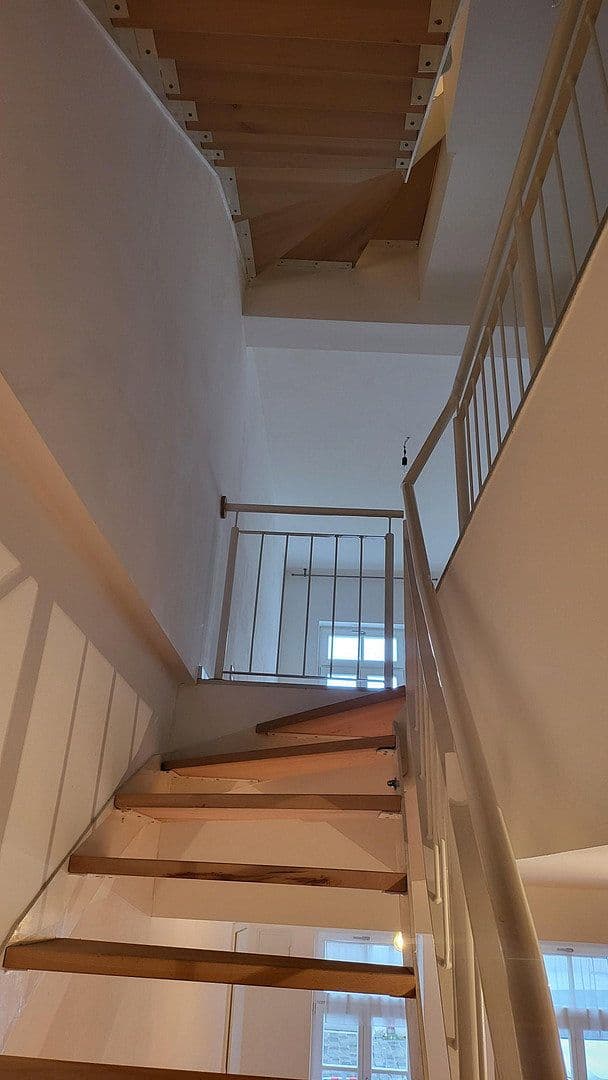 Prenájom bytu 4-izbový 84 m², Landshut, Bavorsko Prenájom bytu 4-izbový 84 m², Landshut, Bavorsko