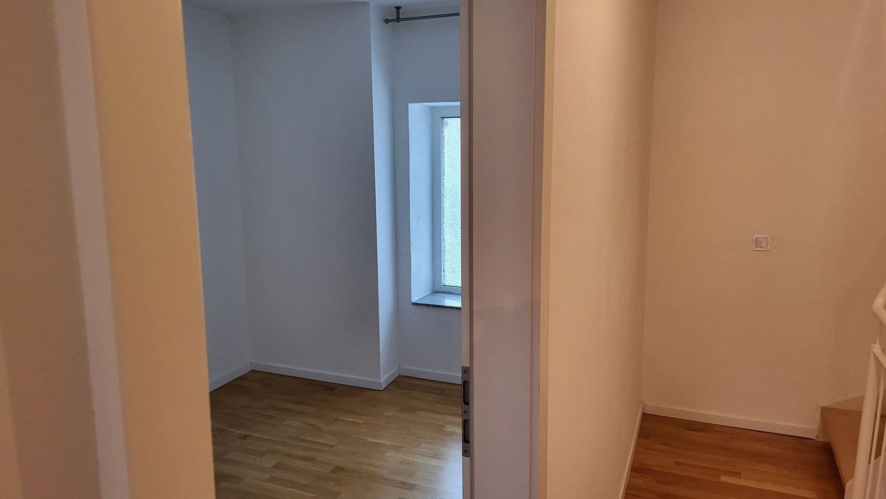 Prenájom bytu 4-izbový 84 m², Landshut, Bavorsko Prenájom bytu 4-izbový 84 m², Landshut, Bavorsko