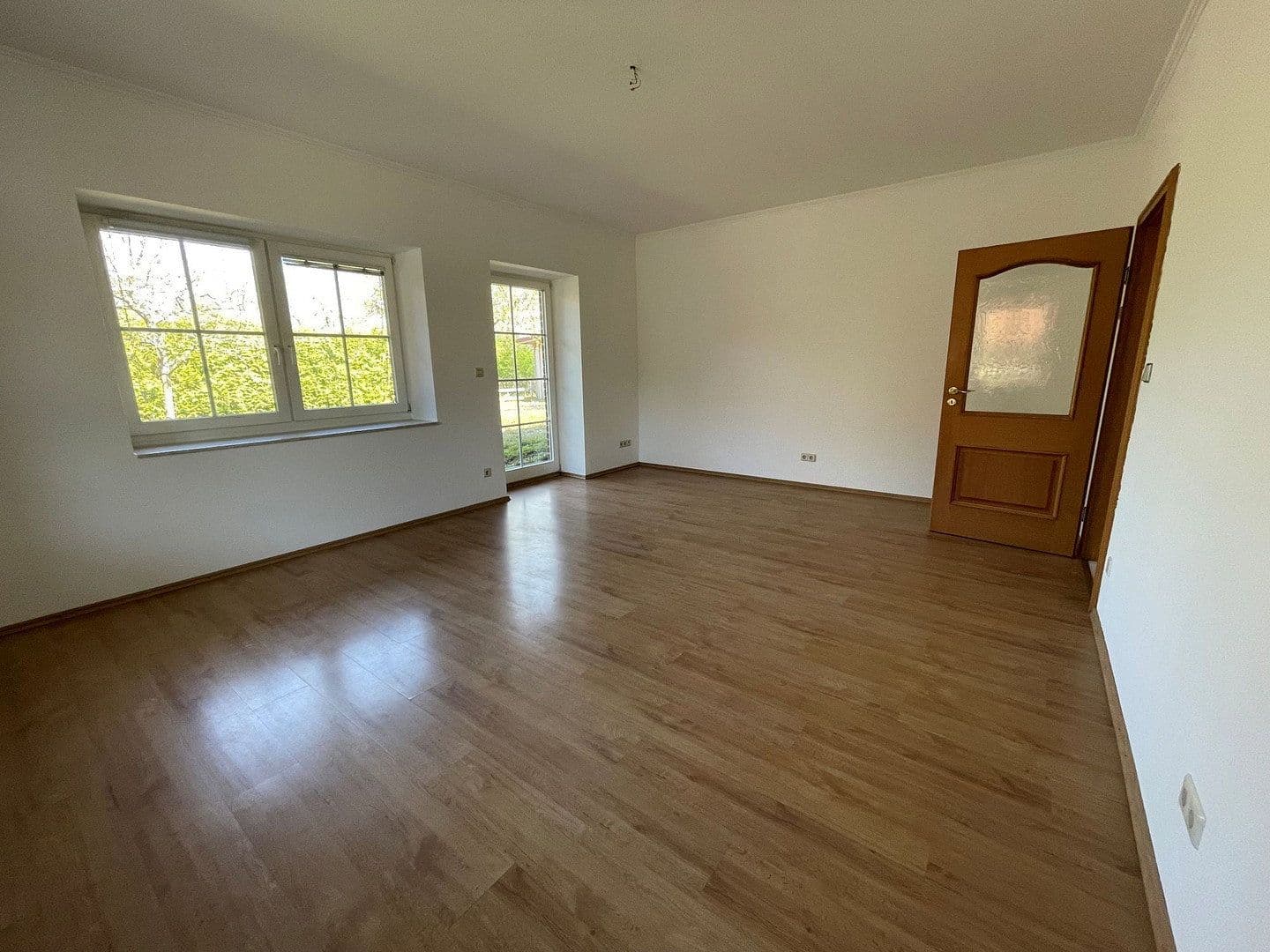 Predaj domu 631 m², pozemok 2.767 m², Neustadt am Rübenberge, Dolné Sasko Predaj domu 631 m², pozemok 2.767 m², Neustadt am Rübenberge, Dolné Sasko