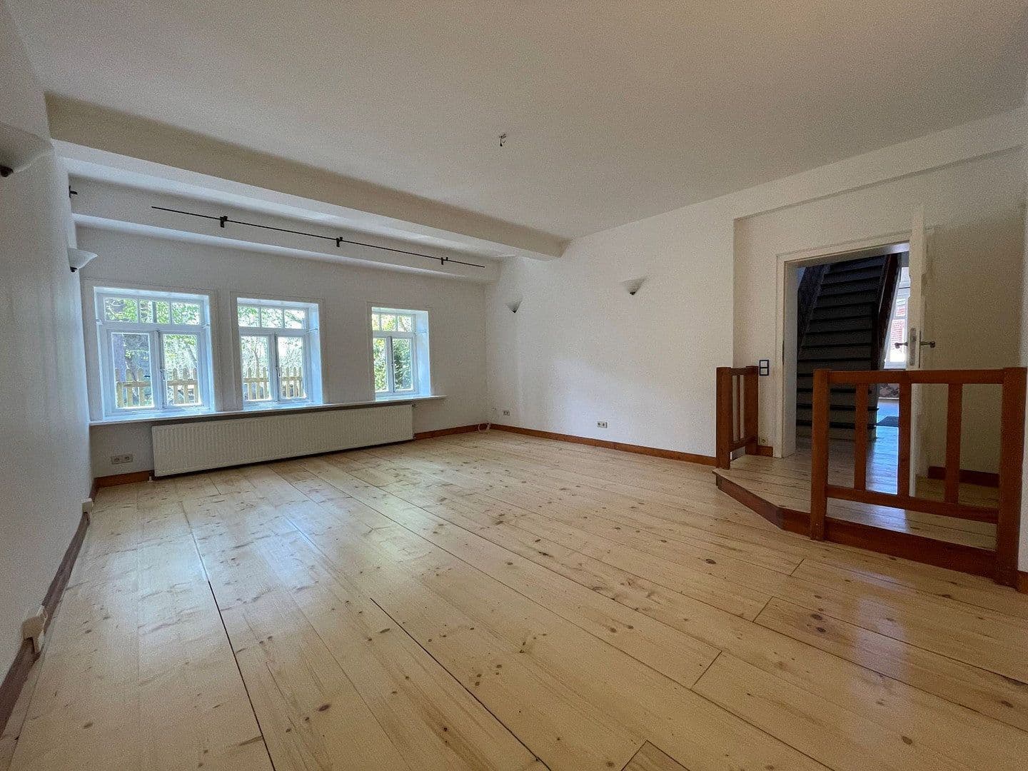 Predaj domu 631 m², pozemok 2.767 m², Neustadt am Rübenberge, Dolné Sasko Predaj domu 631 m², pozemok 2.767 m², Neustadt am Rübenberge, Dolné Sasko