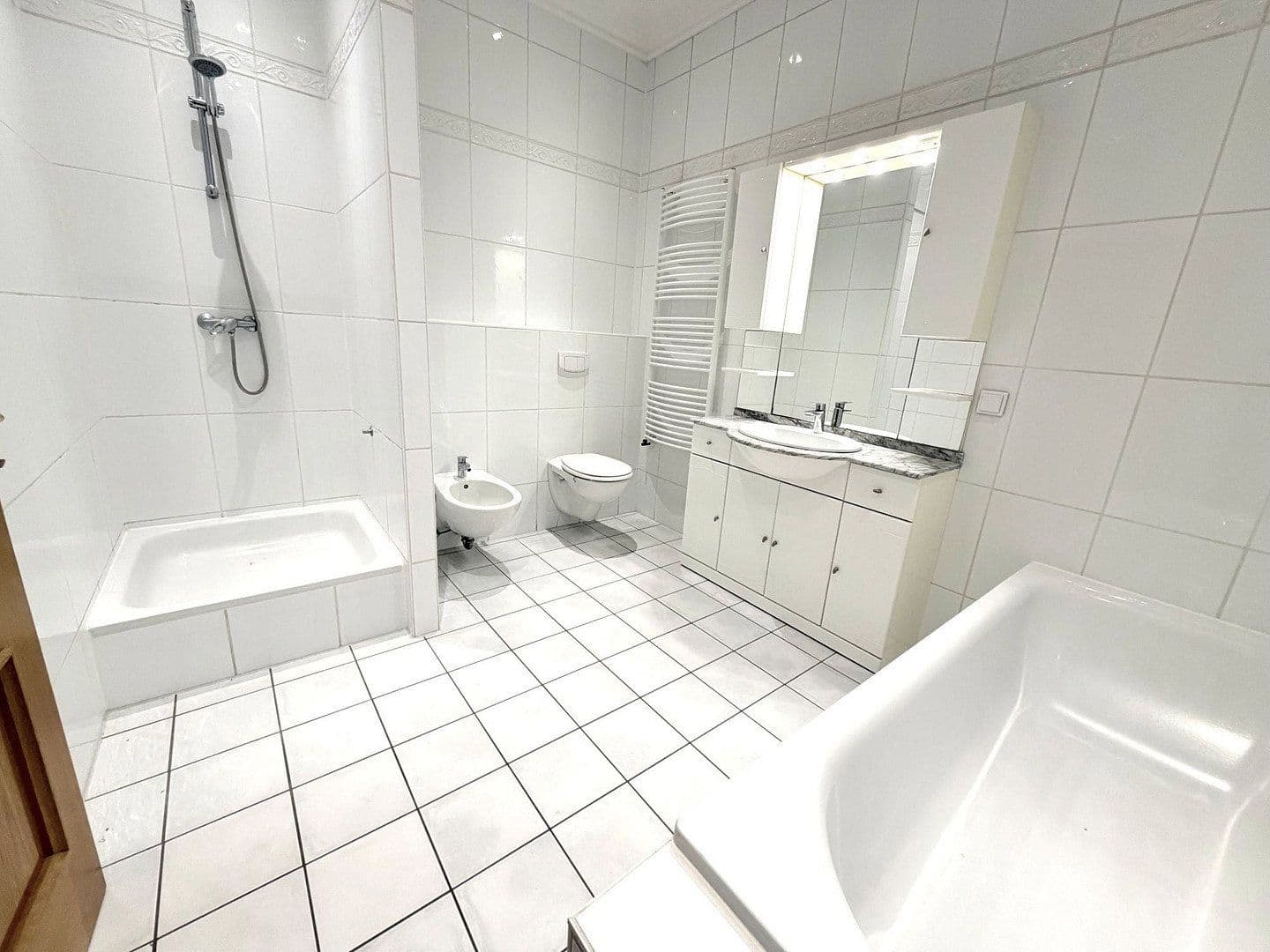 Predaj domu 631 m², pozemok 2.767 m², Neustadt am Rübenberge, Dolné Sasko Predaj domu 631 m², pozemok 2.767 m², Neustadt am Rübenberge, Dolné Sasko