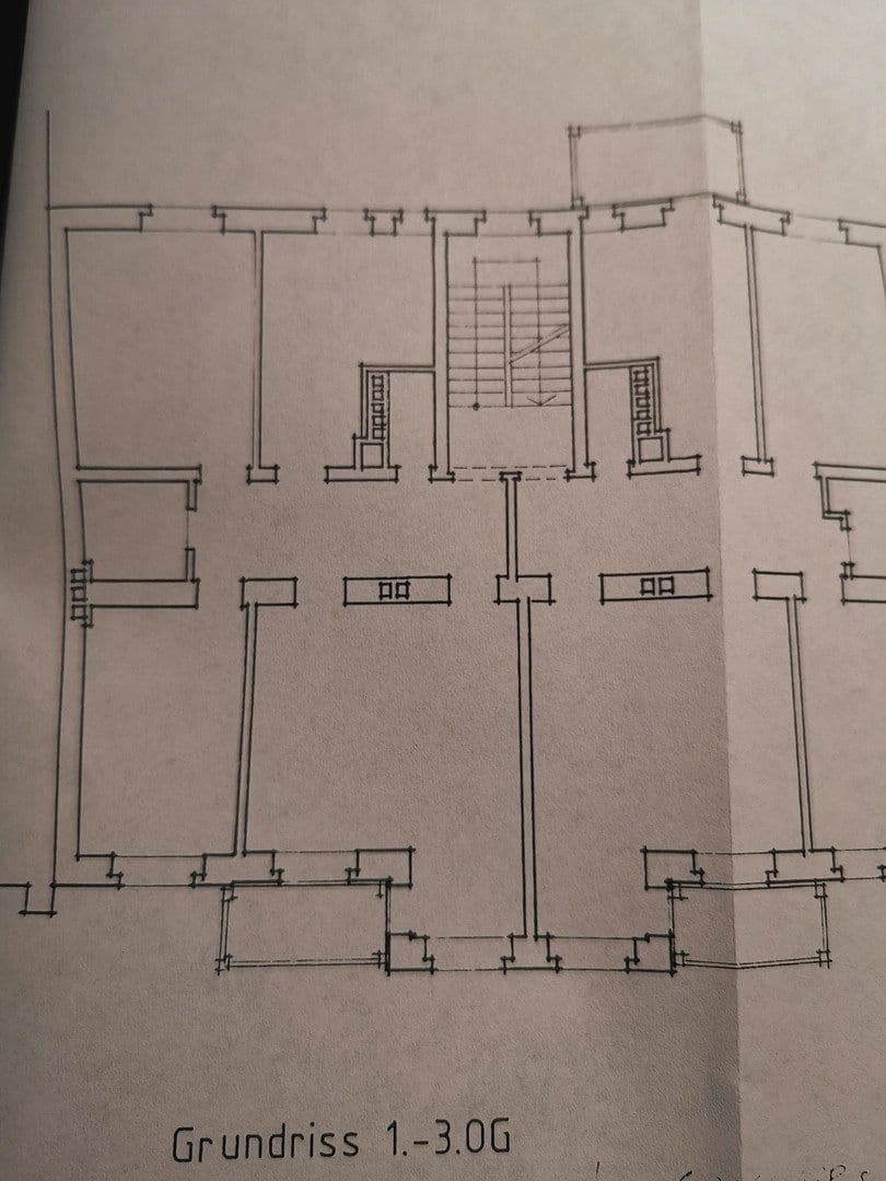 Prenájom bytu 4-izbový 96 m², Robert-Koch-Straße 9, Erfurt, Durínsko Prenájom bytu 4-izbový 96 m², Robert-Koch-Straße 9, Erfurt, Durínsko