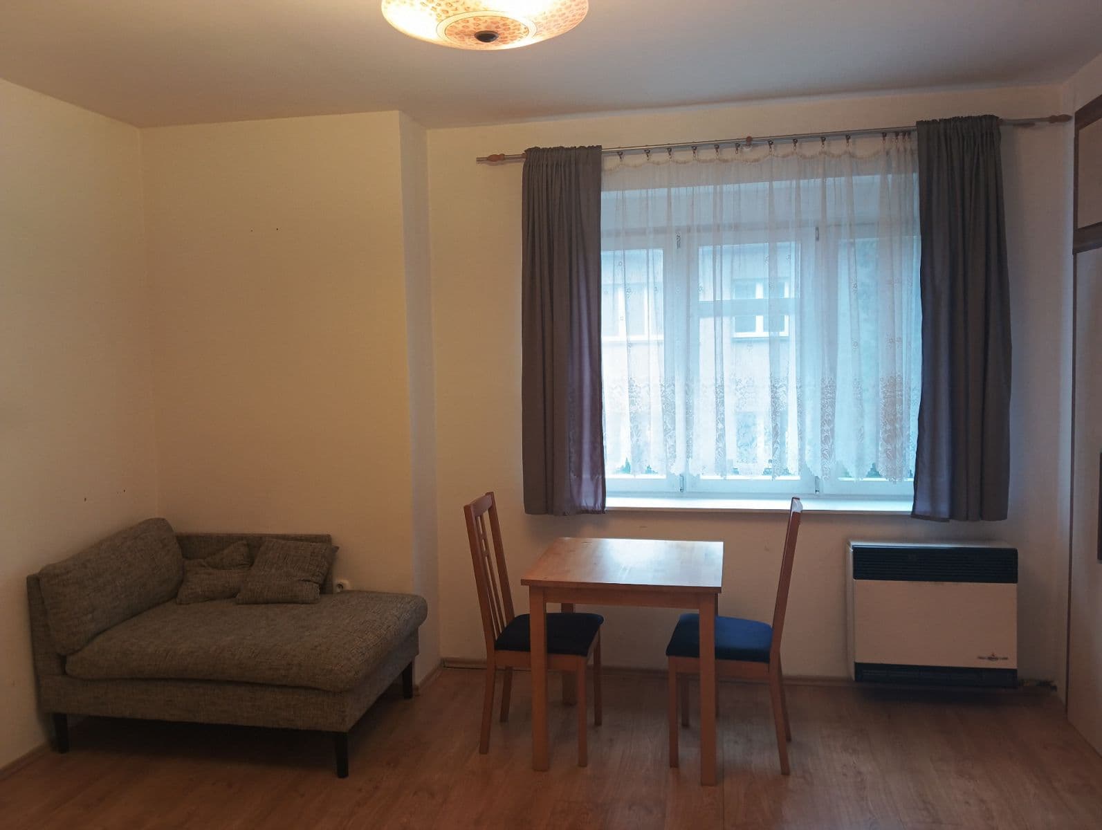 Prenájom bytu 1-izbový 35 m², Vnější, Praha, Praha Prenájom bytu 1-izbový 35 m², Vnější, Praha, Praha