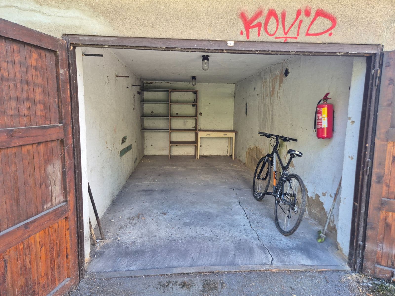 Prenájom garáže 15 m², Praha, Praha Prenájom garáže 15 m², Praha, Praha