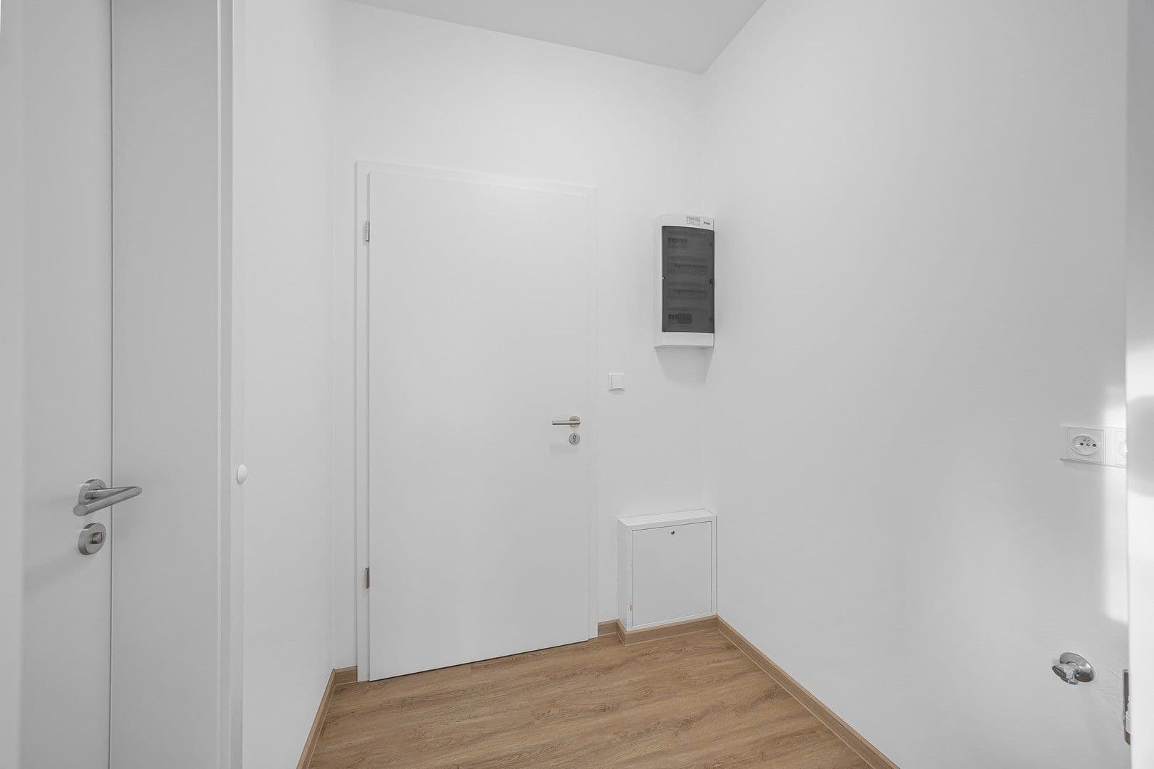 Prenájom bytu 1-izbový 33 m², K dálnici, Praha, Praha Prenájom bytu 1-izbový 33 m², K dálnici, Praha, Praha