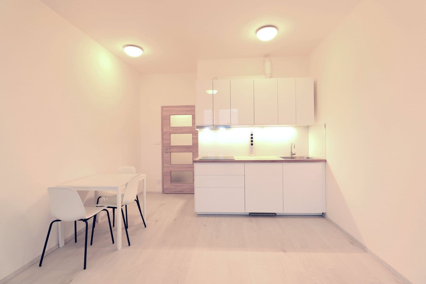 Prenájom bytu 1-izbový 25 m², Augustina Lukeše, Brandýs nad Labem-Stará Boleslav, Středočeský kraj Prenájom bytu 1-izbový 25 m², Augustina Lukeše, Brandýs nad Labem-Stará Boleslav, Středočeský kraj