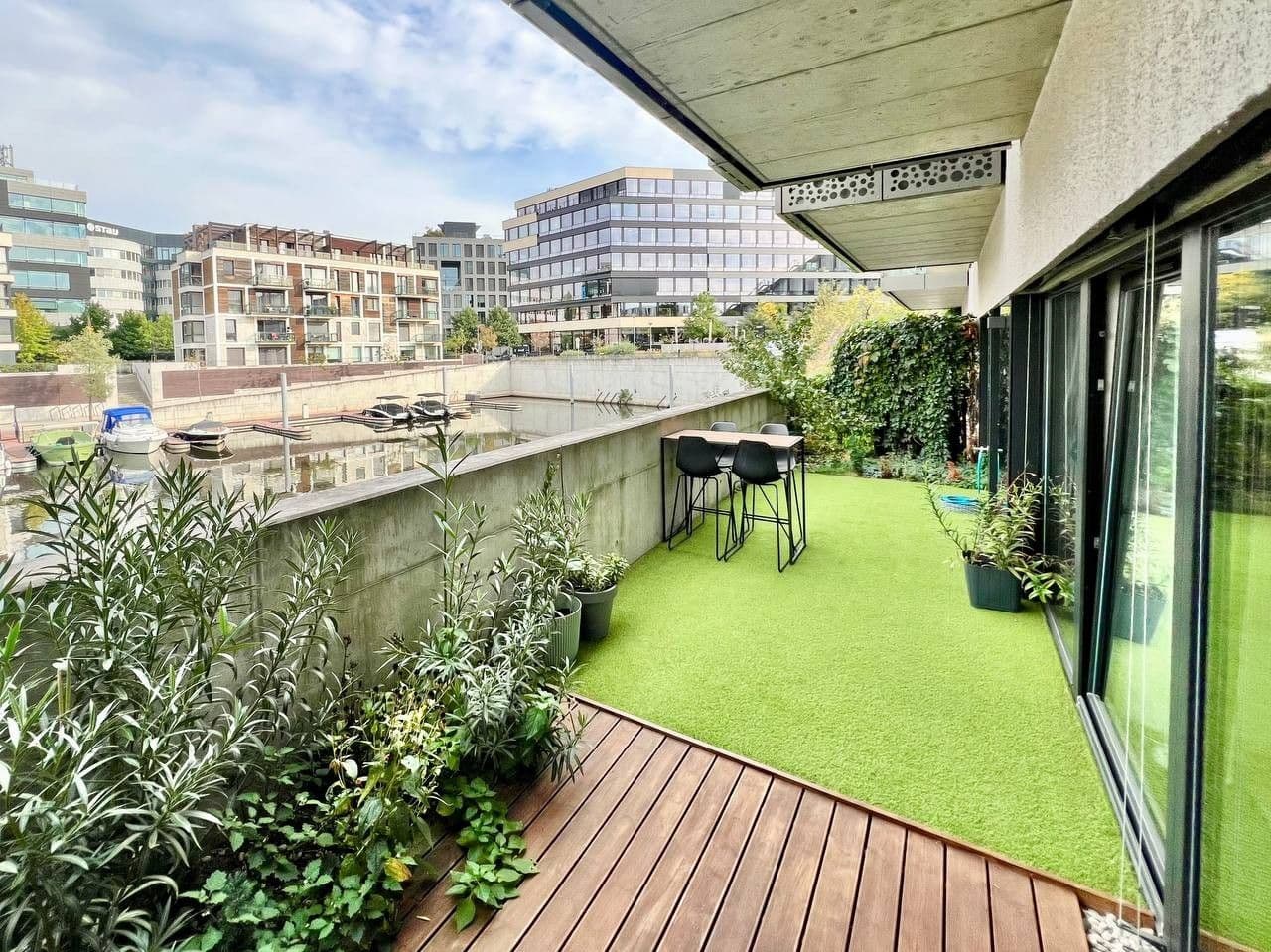 Prenájom bytu 3-izbový 75 m², Smrčkova, Praha, Praha Prenájom bytu 3-izbový 75 m², Smrčkova, Praha, Praha