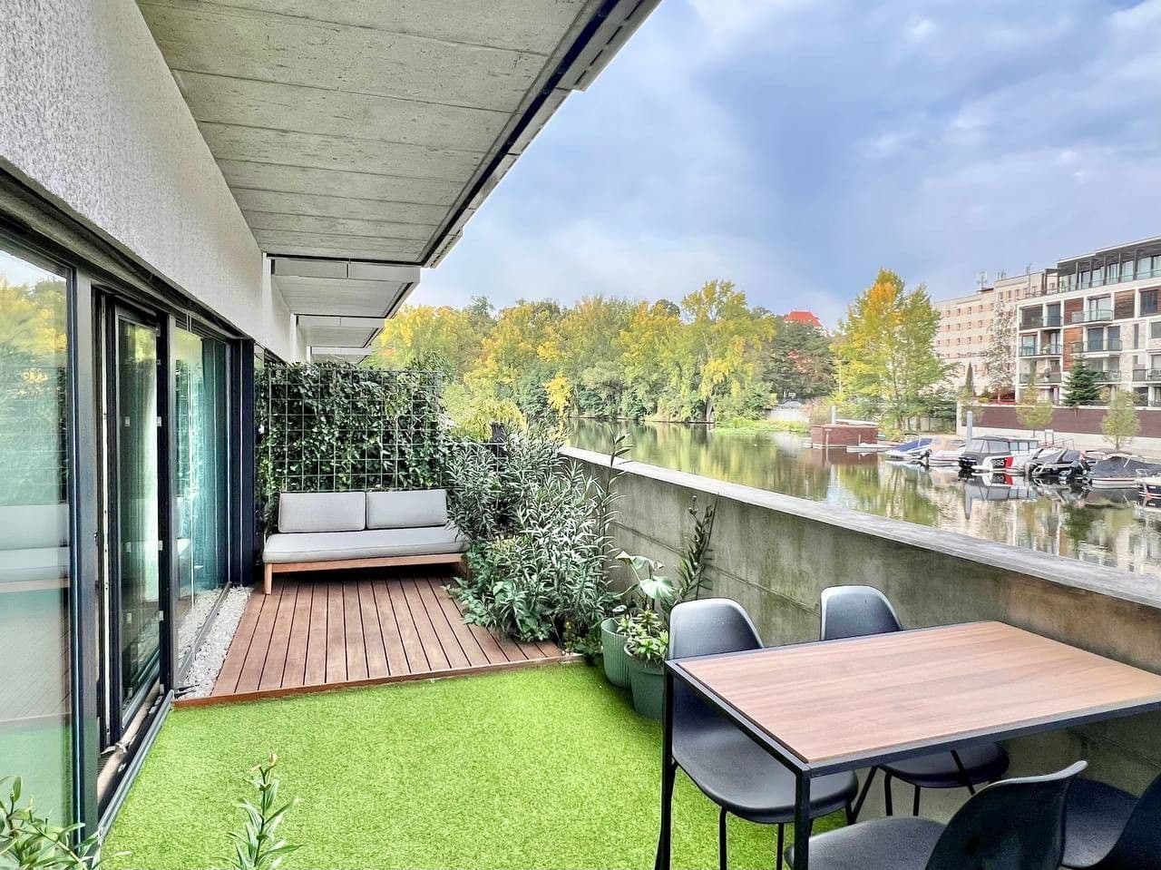 Prenájom bytu 3-izbový 75 m², Smrčkova, Praha, Praha Prenájom bytu 3-izbový 75 m², Smrčkova, Praha, Praha