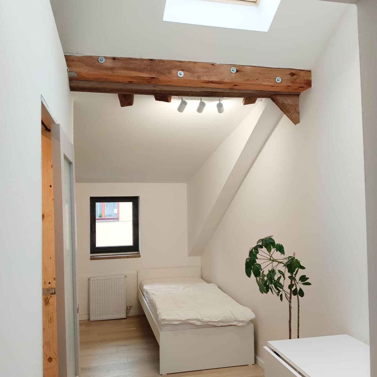 Prenájom bytu 1-izbový 20 m², Pod Strašnickou vinicí, Praha, Praha Prenájom bytu 1-izbový 20 m², Pod Strašnickou vinicí, Praha, Praha