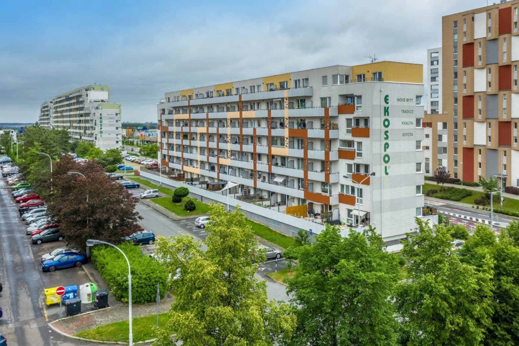 Prenájom bytu 2-izbový 68 m², Hornoměcholupská, Praha, Praha Prenájom bytu 2-izbový 68 m², Hornoměcholupská, Praha, Praha