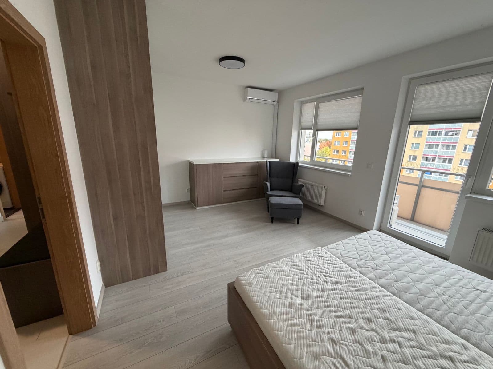 Prenájom bytu 2-izbový 68 m², Hornoměcholupská, Praha, Praha Prenájom bytu 2-izbový 68 m², Hornoměcholupská, Praha, Praha
