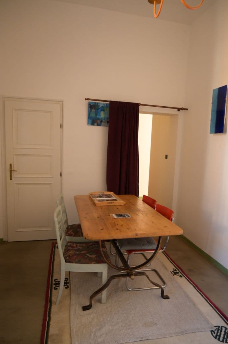 Prenájom bytu 2-izbový 75 m², Jeruzalémská, Praha, Praha Prenájom bytu 2-izbový 75 m², Jeruzalémská, Praha, Praha