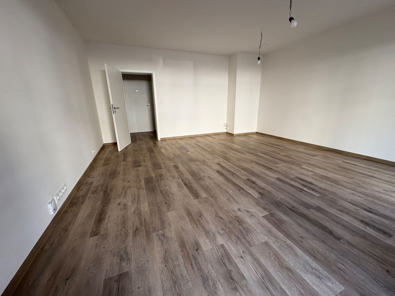 Prenájom bytu 1-izbový 36 m², Kounická, Český Brod, Středočeský kraj Prenájom bytu 1-izbový 36 m², Kounická, Český Brod, Středočeský kraj