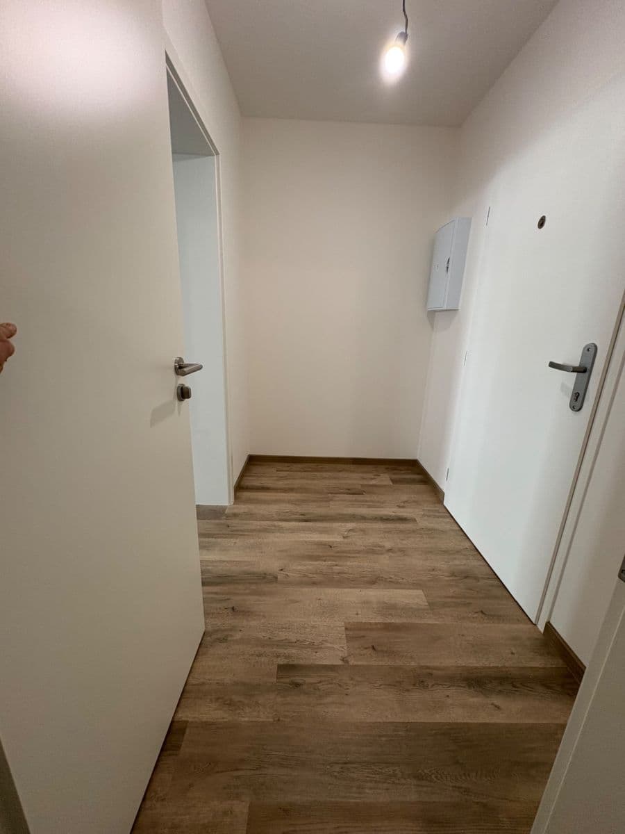 Prenájom bytu 1-izbový 36 m², Kounická, Český Brod, Středočeský kraj Prenájom bytu 1-izbový 36 m², Kounická, Český Brod, Středočeský kraj