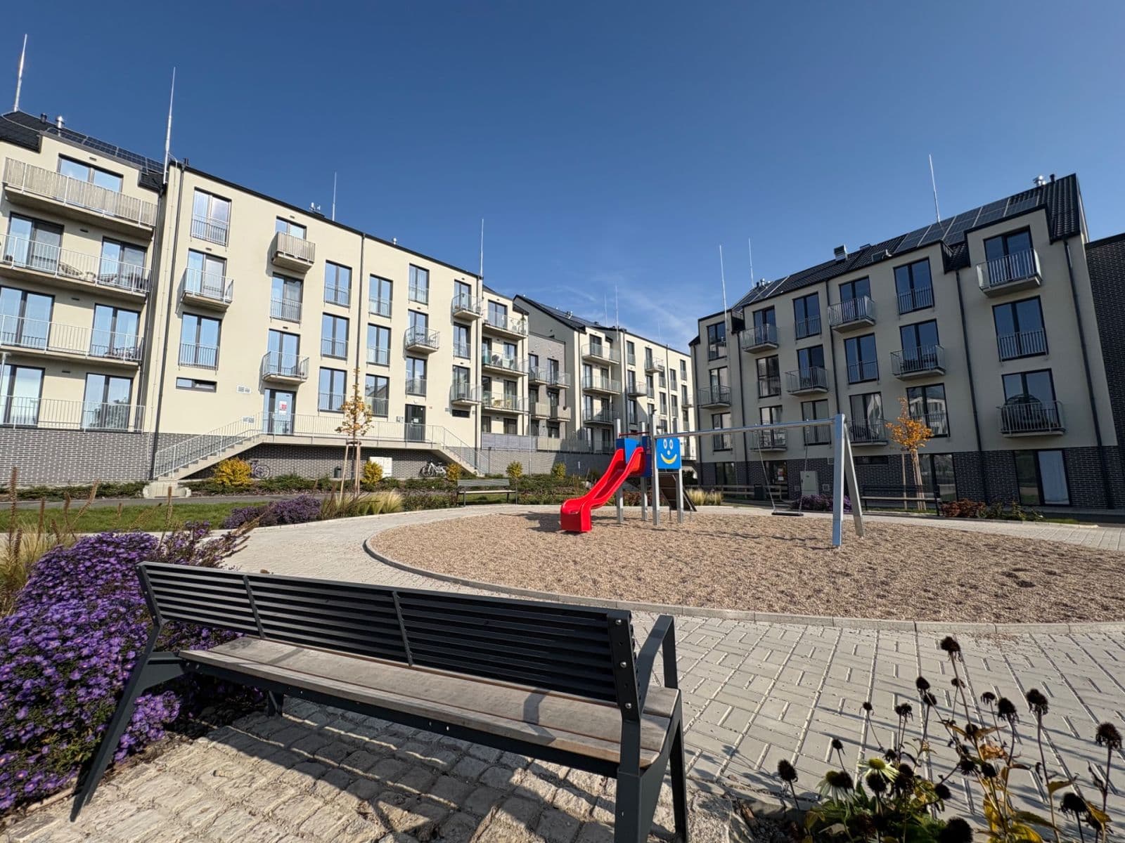 Prenájom bytu 1-izbový 36 m², Kounická, Český Brod, Středočeský kraj Prenájom bytu 1-izbový 36 m², Kounická, Český Brod, Středočeský kraj