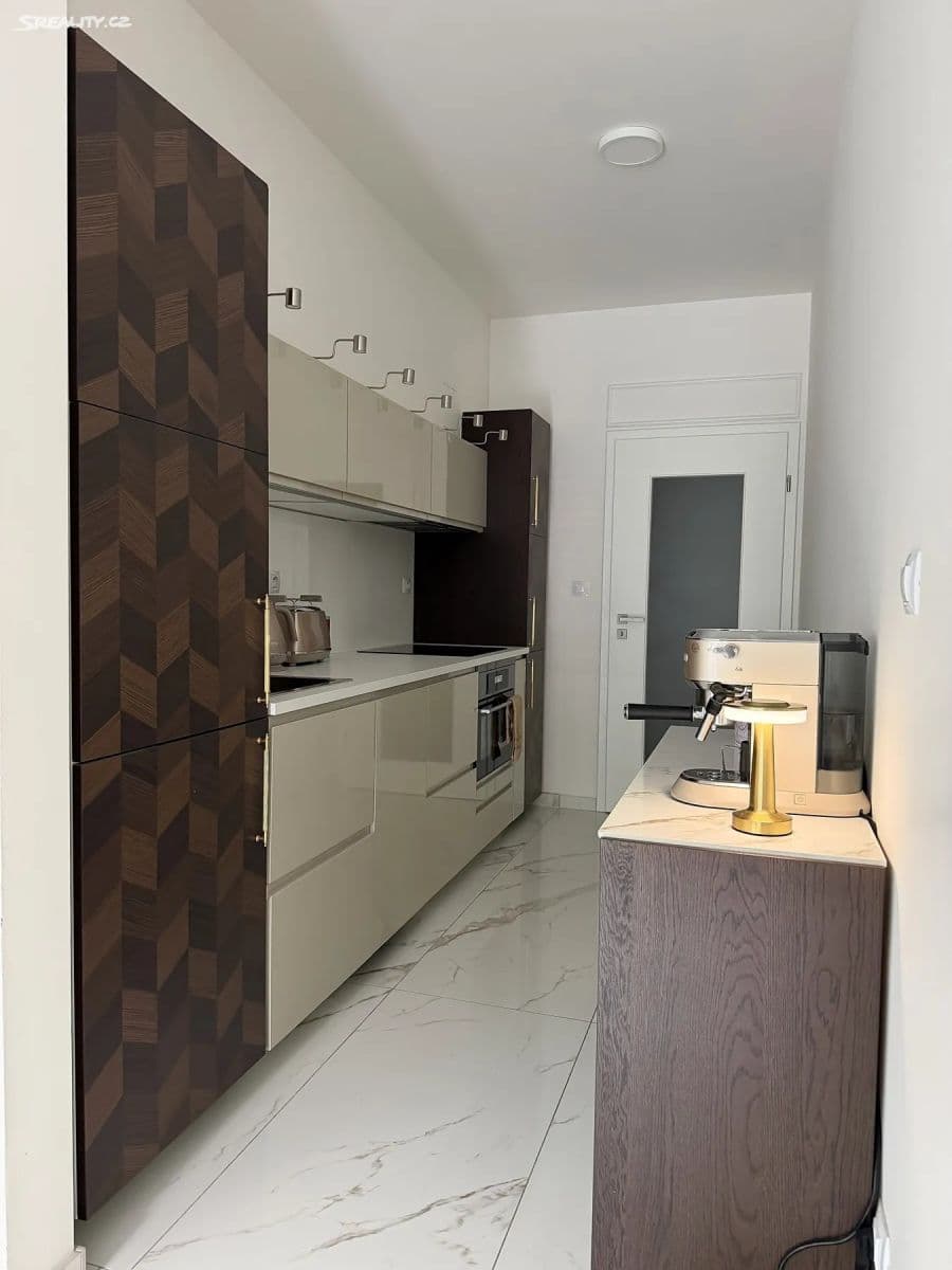 Predaj bytu 2-izbový 67 m², Jinonická, Praha, Praha Predaj bytu 2-izbový 67 m², Jinonická, Praha, Praha