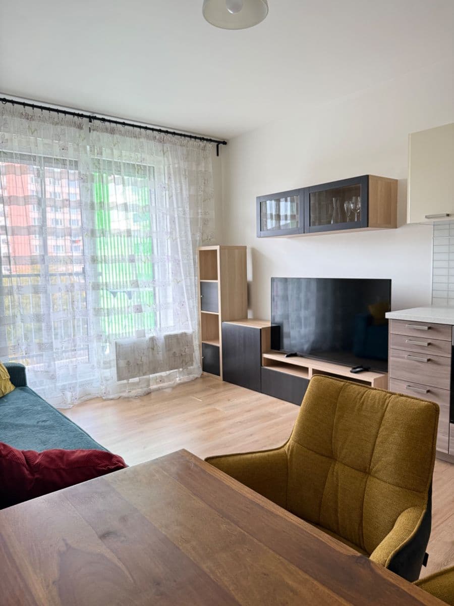 Prenájom bytu 1-izbový 31 m², Nad Úžlabinou, Praha, Praha Prenájom bytu 1-izbový 31 m², Nad Úžlabinou, Praha, Praha