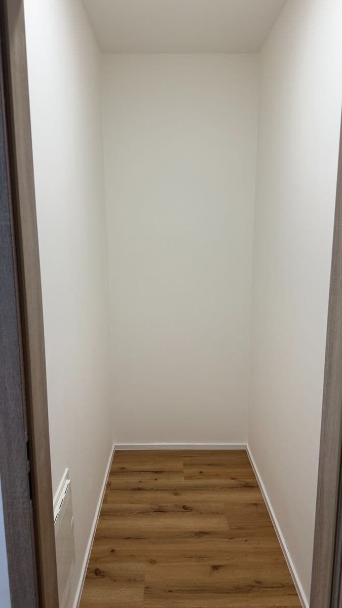 Prenájom bytu 2-izbový 51 m², Gollové, Praha, Praha Prenájom bytu 2-izbový 51 m², Gollové, Praha, Praha