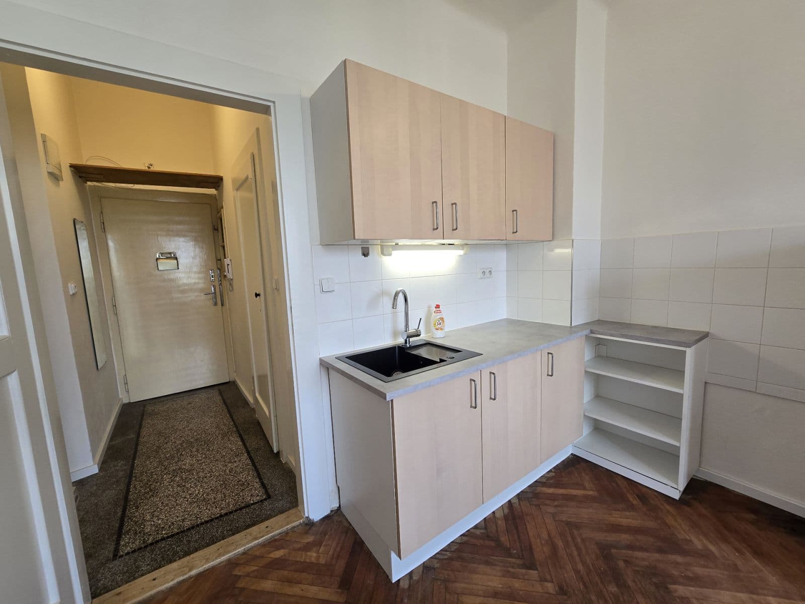 Prenájom bytu Garsoniéra 22 m², Petra Rezka, Praha, Praha Prenájom bytu Garsoniéra 22 m², Petra Rezka, Praha, Praha