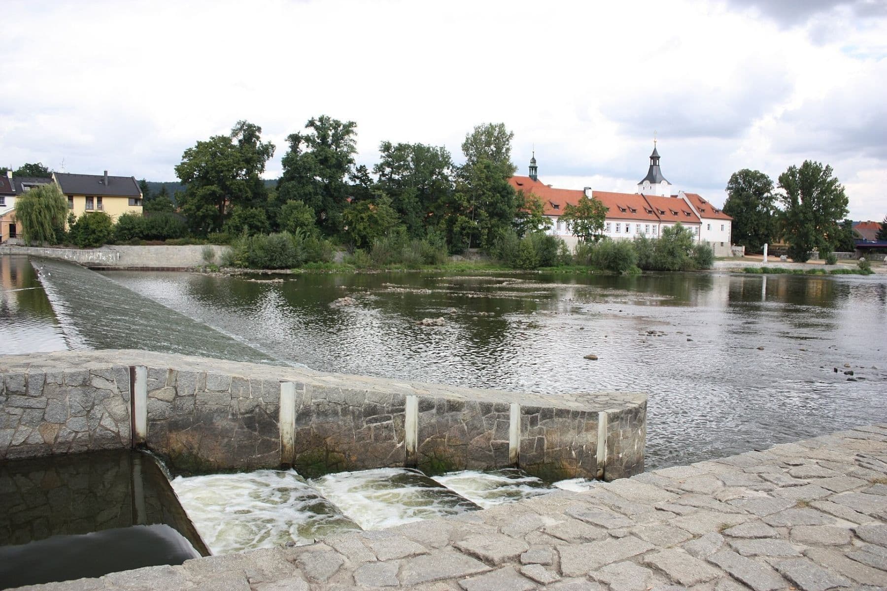 Prenájom pozemku 3.476 m², Dobřichovice, Středočeský kraj Prenájom pozemku 3.476 m², Dobřichovice, Středočeský kraj
