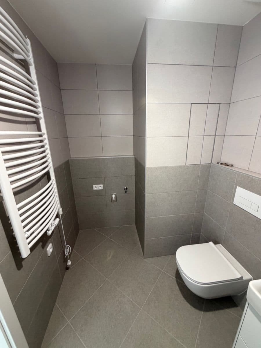 Prenájom bytu 2-izbový 51 m², Gollové, Praha, Praha Prenájom bytu 2-izbový 51 m², Gollové, Praha, Praha