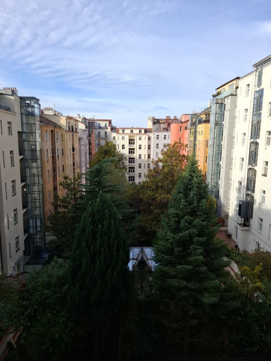 Prenájom bytu 2-izbový 45 m², U Kanálky, Praha, Praha Prenájom bytu 2-izbový 45 m², U Kanálky, Praha, Praha